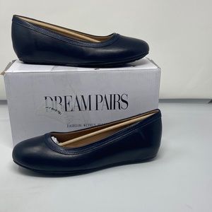 Women’s flat slip Ons shoes